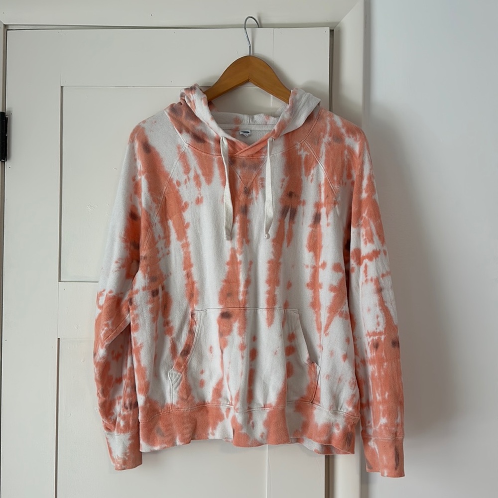 Women’s Old Navy tie-dye hoodie